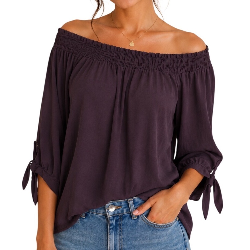 Plum Perfect Off-Shoulder Top Women's Size Medium WN3857WS